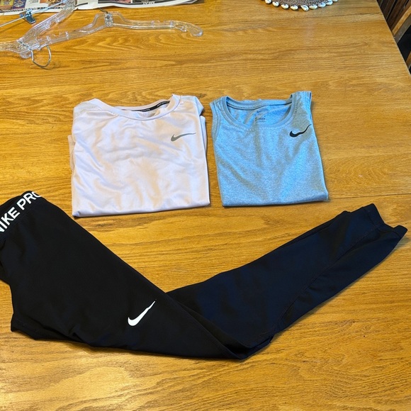 Nike Girls Black Leggings with Pink and Blue Tops - Picture 2 of 14